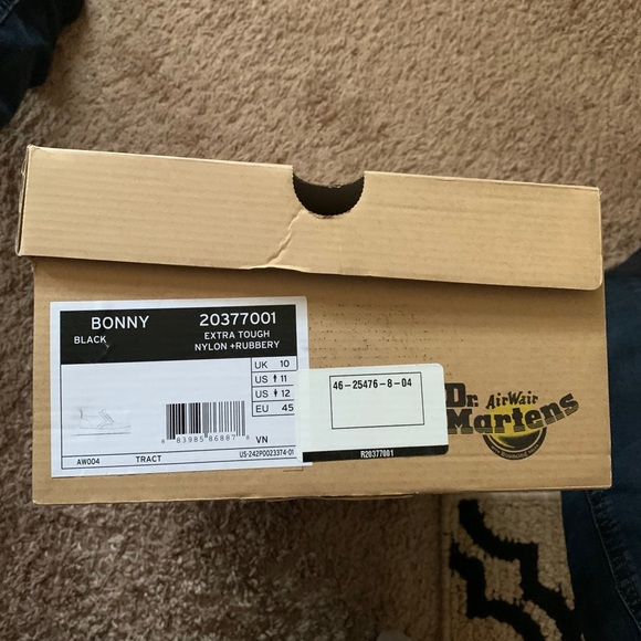 Dr.martens mens 12 womens 11